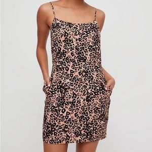 Aritzia Wilfred Isabelle Dress